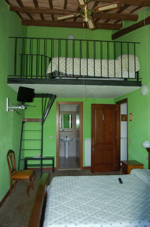 Вилла Agriturismo Castro Ischia di Castro Экстерьер фото